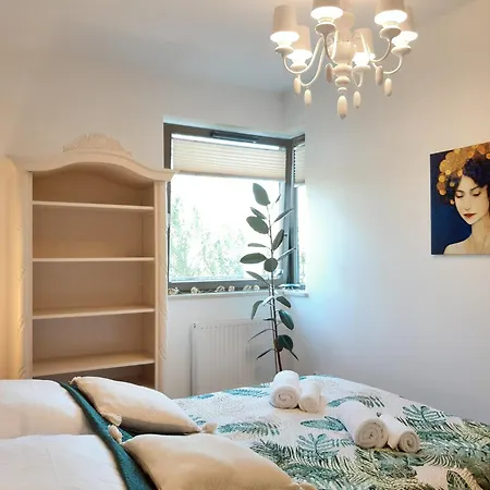 Apartment Lema *